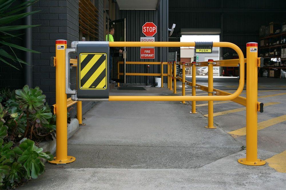 Ball Fence Swing Gate - Post 90 x 1000mm - Galvanised