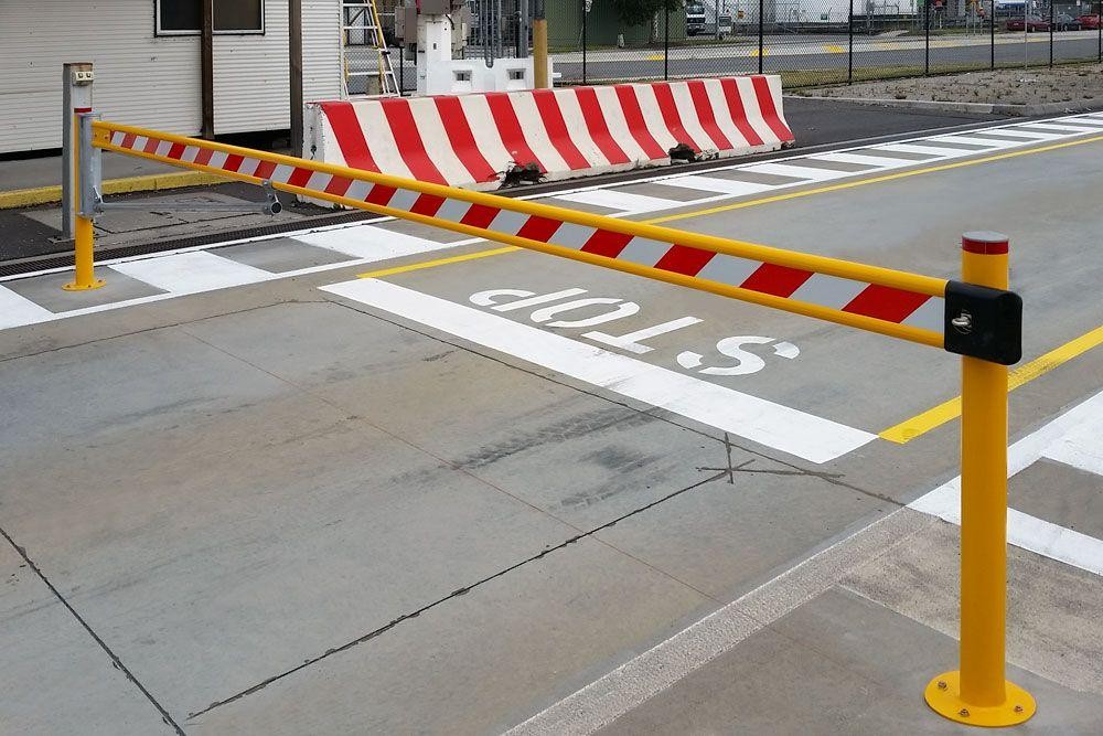 Manual Swing Gate 5m - Powder Coated Aluminium