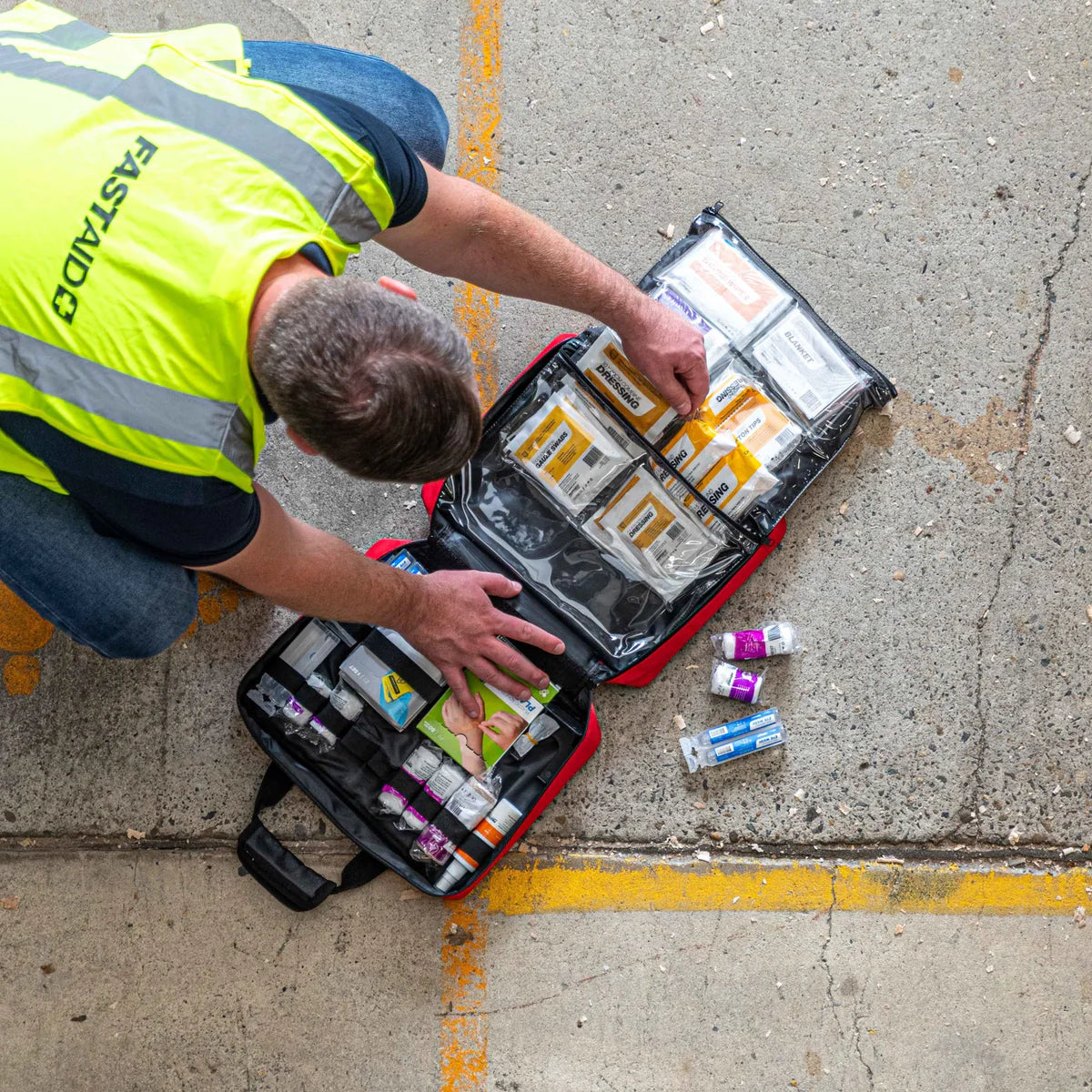 R2 Workplace Response First Aid Kit, Soft Pack