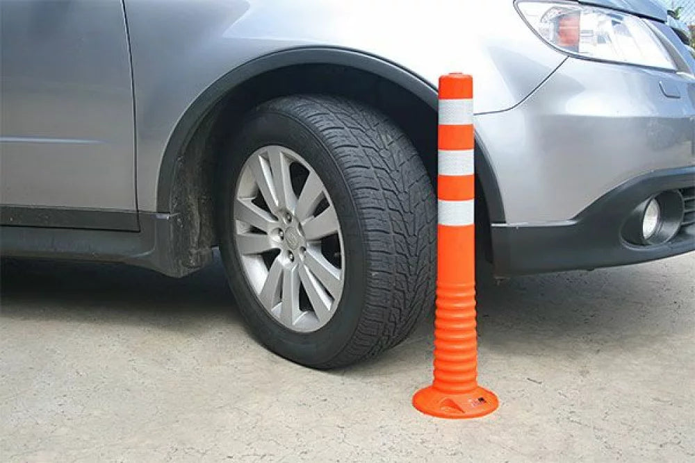 One Piece Plastic Flex Bollard