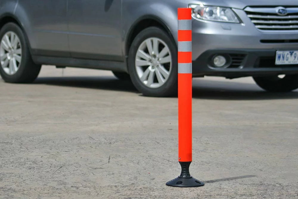 Two Piece Rebound Delineators with Cap