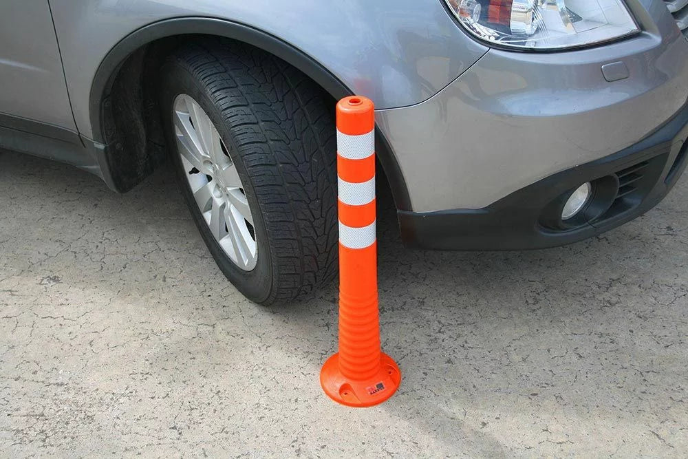 One Piece Plastic Flex Bollard