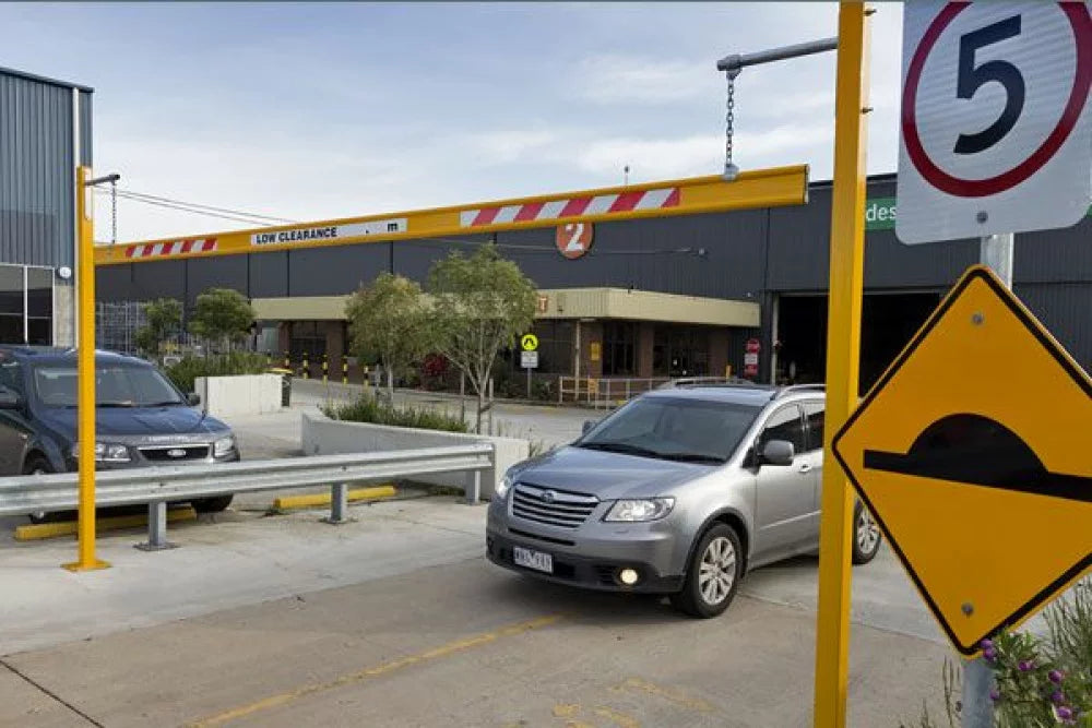 Group 1 Height Bar Posts