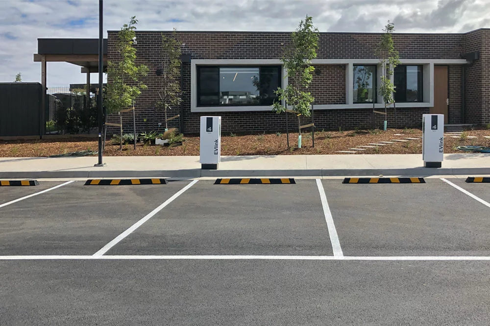 Rubber Wheel Stop 1650mm