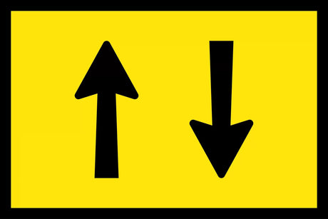 Boxed Edge Sign - Two Way Traffic