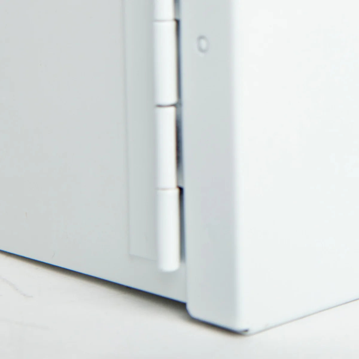 R2 Foodmax Blues First Aid Kit, Metal Wall Mount